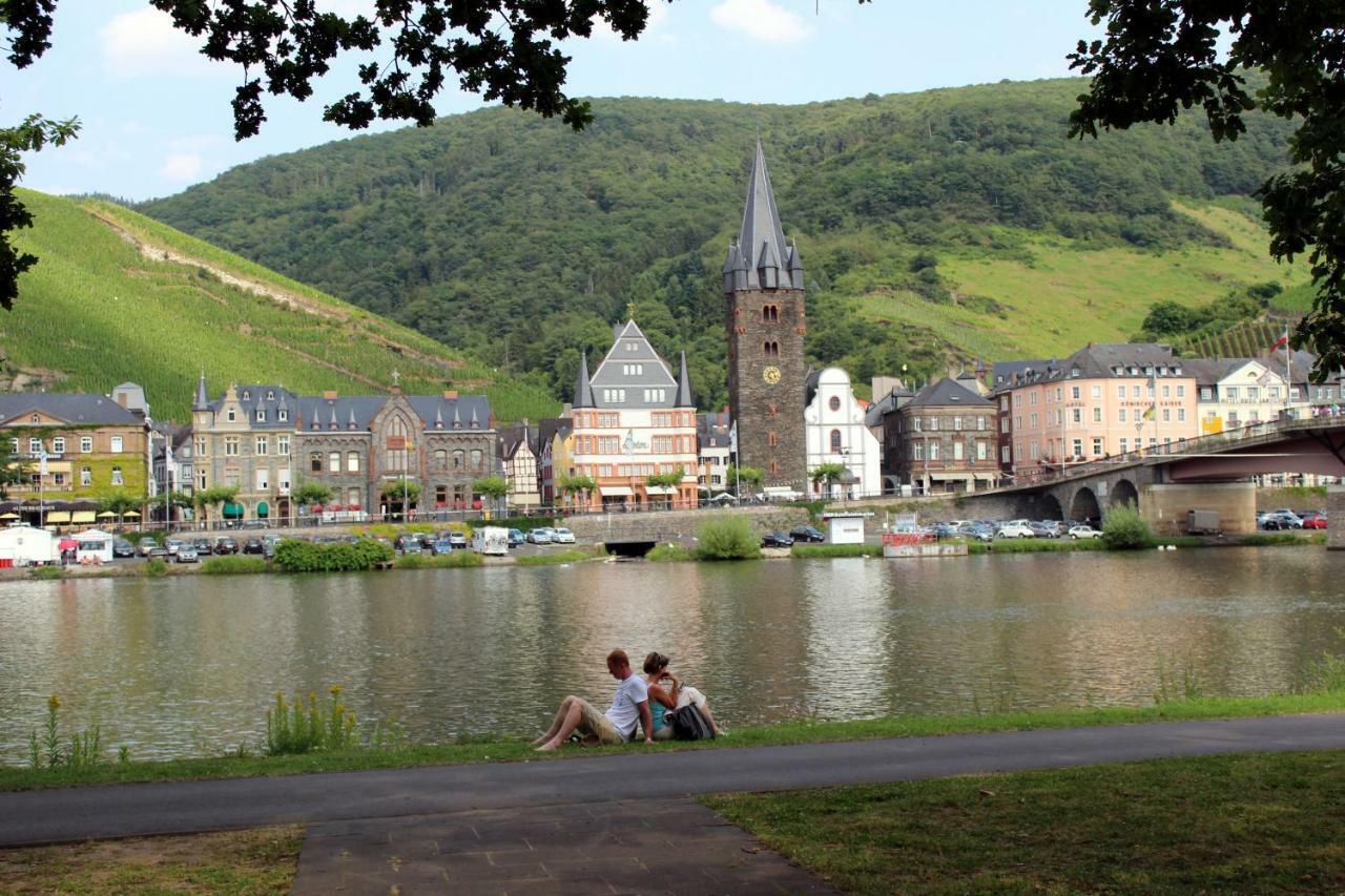 Ferienwohnung Moselblick Bernkastel-Kues Exterior photo