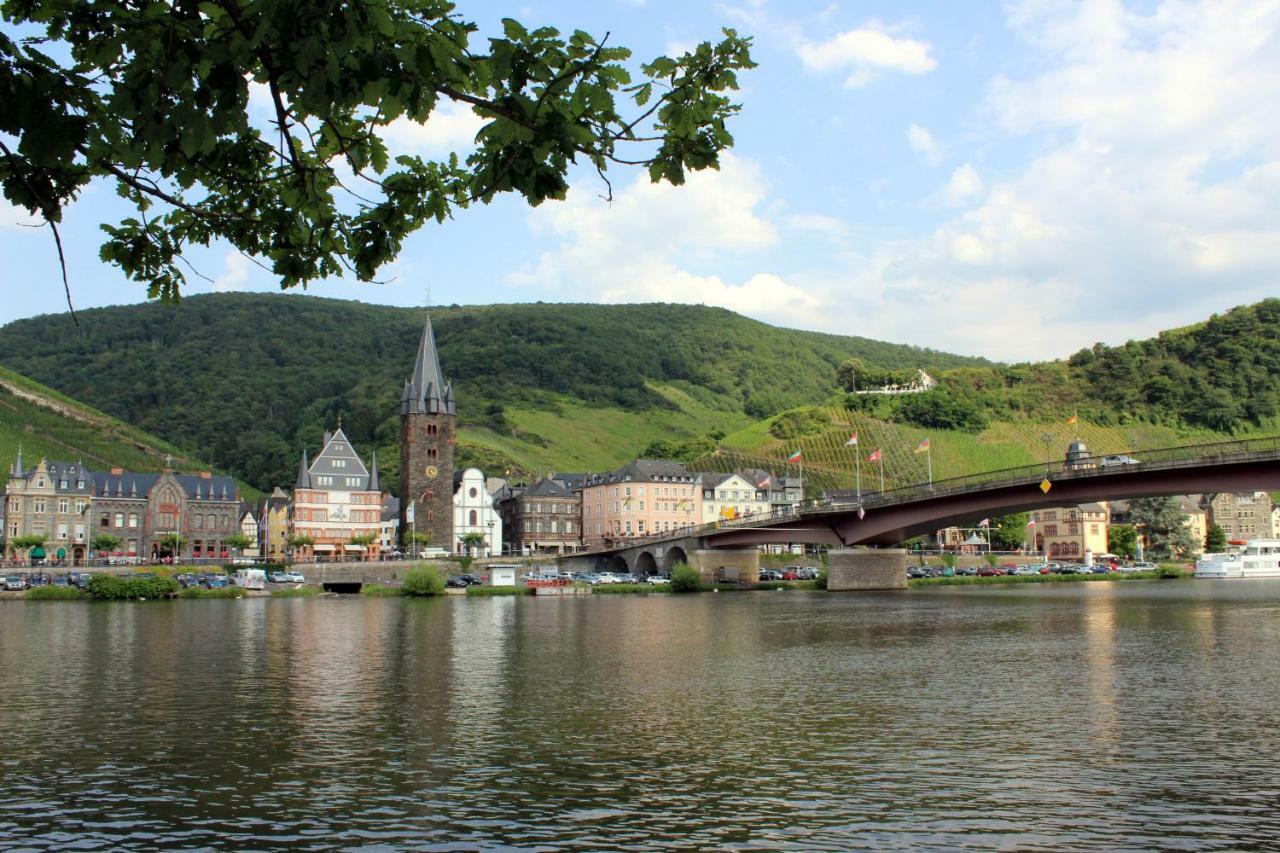 Ferienwohnung Moselblick Bernkastel-Kues Exterior photo